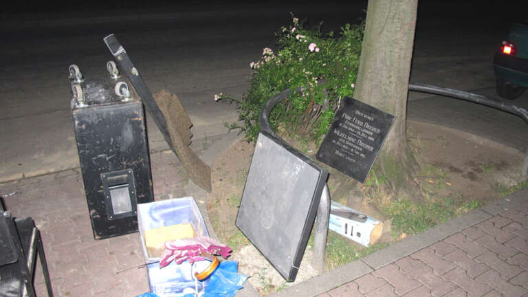 Elokuvajuliste: TAIDETTA TAITEEN VUOKSI: MUISTIJÄLKIÄ (2011-2023)